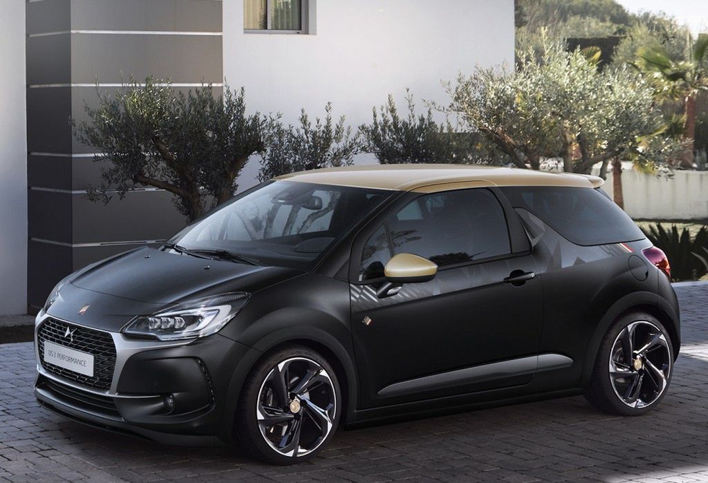 Teraz 1,6-litrowy motor benzynowy z turbodoładowaniem, stosowany w DS 3 Performance rozwija 5 KM więcej, czyli 208 KM. Co więcej, moc z niego trafia na koła przez 6-biegową przekładnię ręczna oraz szperę Torsen.