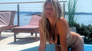 Ola Żebrowska w bikini "przed i po basenie"! Mąż cyknął pikantne fotki