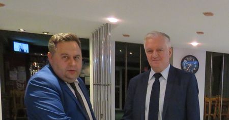 8 mln dla gminy "swojego wójta". Tak politycy od Gowina walczą z pandemią