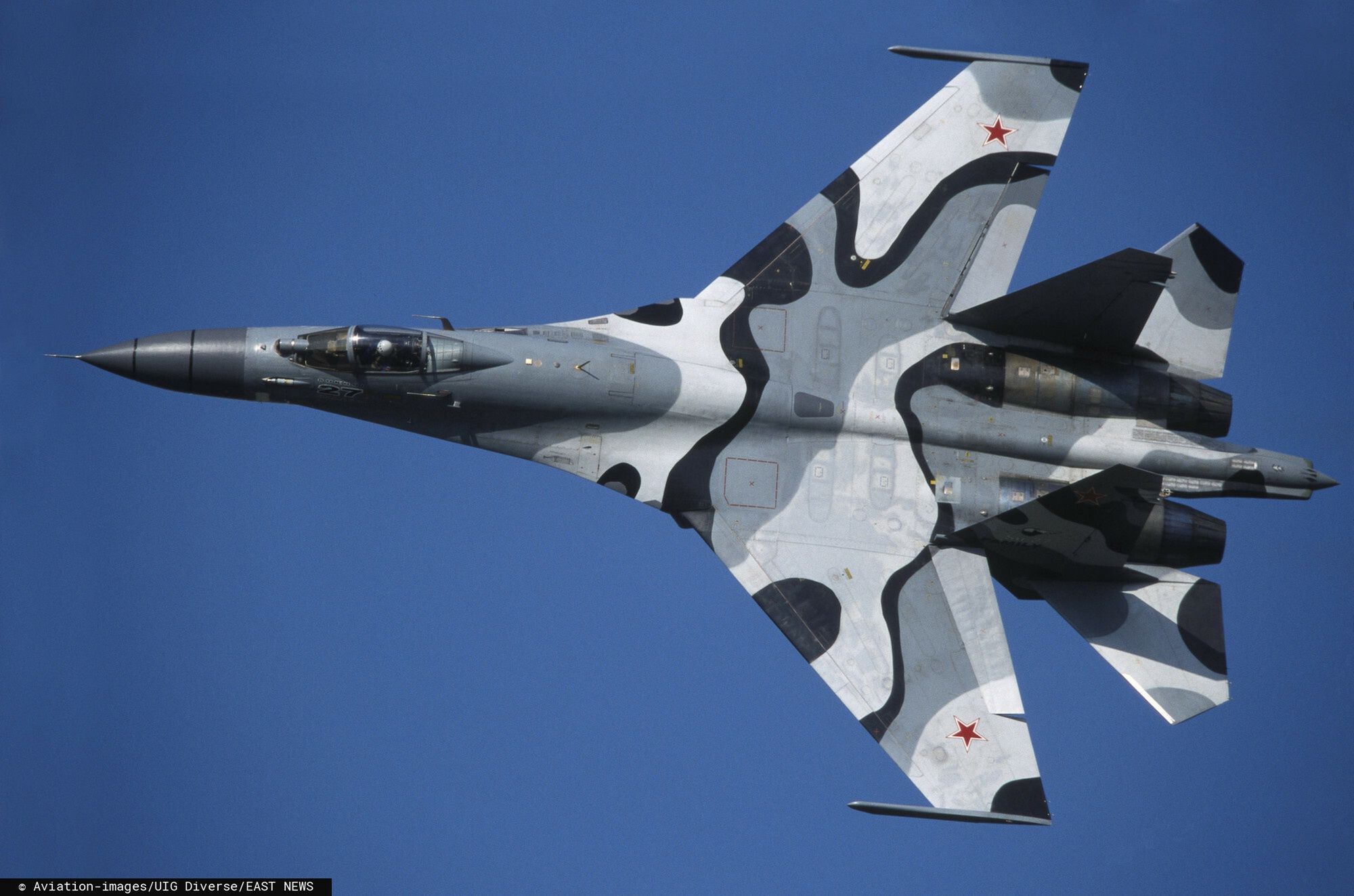 Myśliwiec Su-27