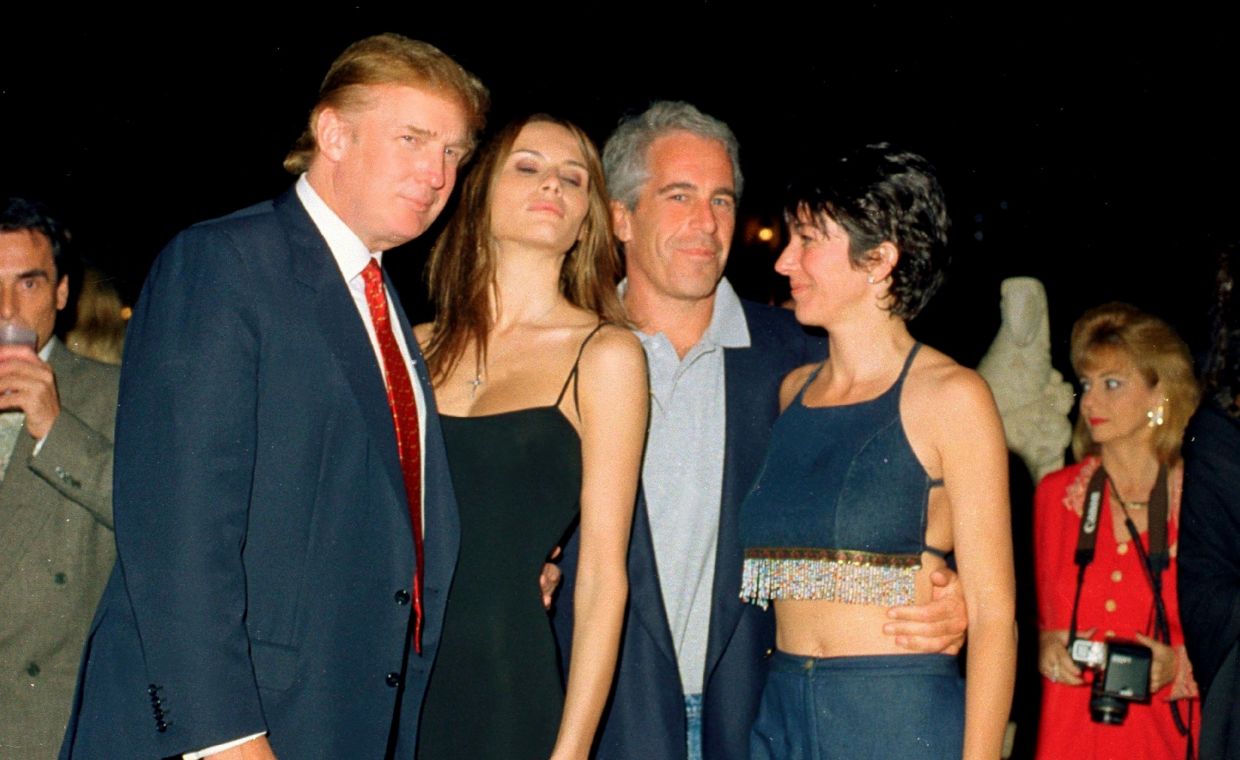 Trump dzwonił do śledczych ws. Epsteina? Media o telefonie z 2006 r.