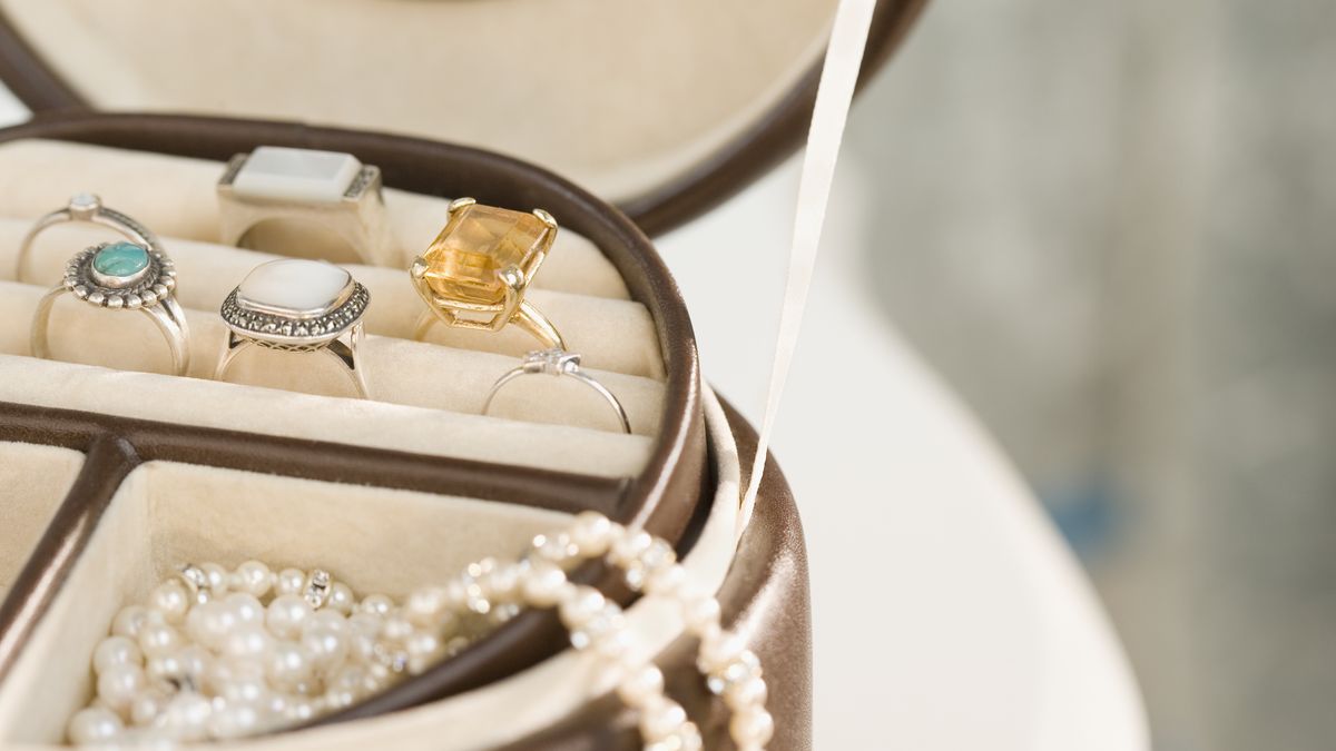 Krzyżówka o biżuterii