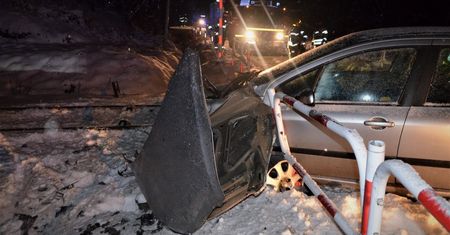 Śląsk. Wjechała pod pociąg, ale wyszła z katastrofy bez szwanku. Była "tylko" nietrzeźwa