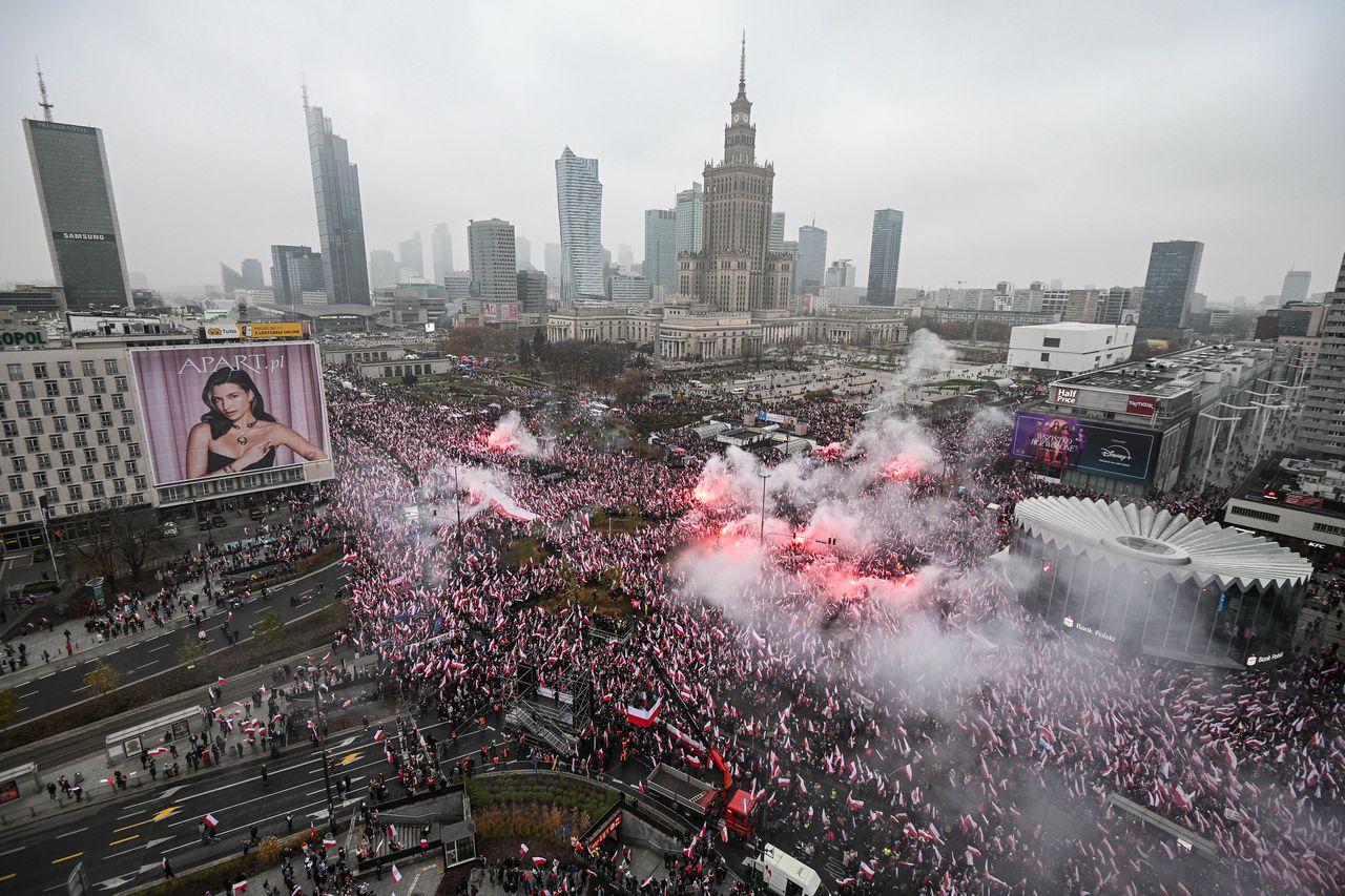 "Jedna z największych demonstracji prawicy na świecie". Niemcy o Marszu Niepodległości