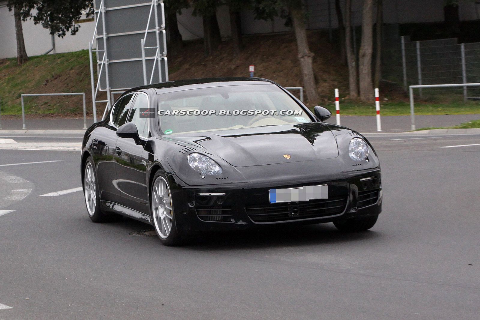 2013-Porsche-Panamera