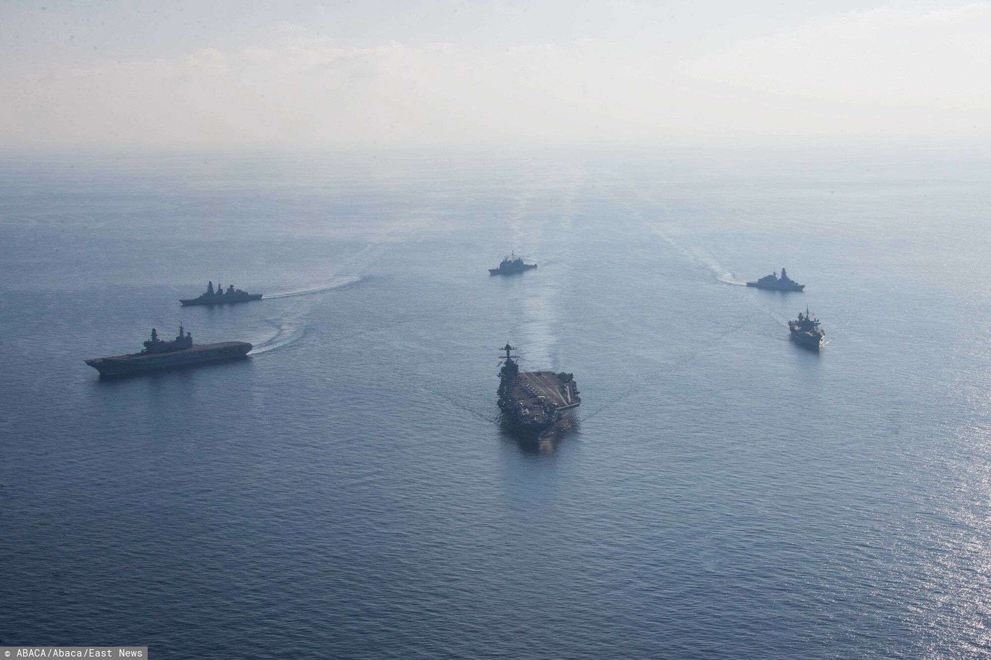 Amerykański lotniskowiec USS Gerald R. Ford na Morzu Śródziemnym