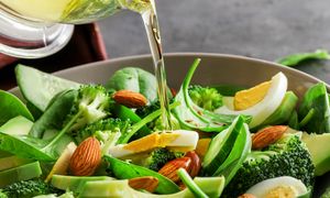 Dolewam do sałaty. Na serce działa jak tarcza i pomaga zachować dobrą pamięć