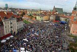 PO organizuje w Warszawie "błękitny marsz". Liczy na udział 100 tys. osób