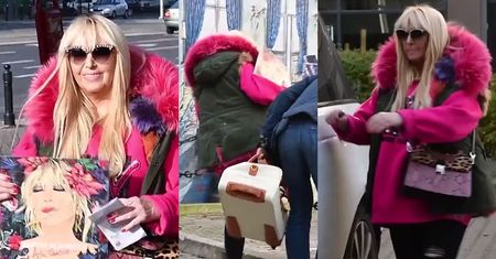 Landrynkowa Rodowicz kontra barierka na parkingu...