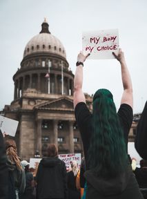 Litwa legalizuje aborcję farmakologiczną do 9. tygodnia ciąży