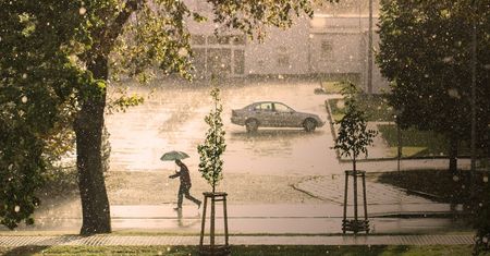 Dziś burze, grad, a nawet trąby powietrzne. Gdzie jest burza? Ostrzeżenia IMGW