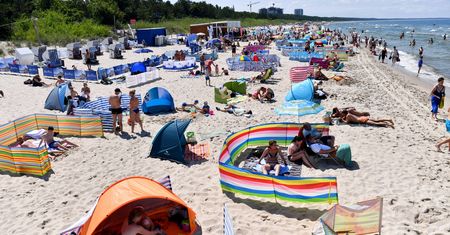 Gdzie można się kąpać w Bałtyku? Sinice są, ale nie nad morzem