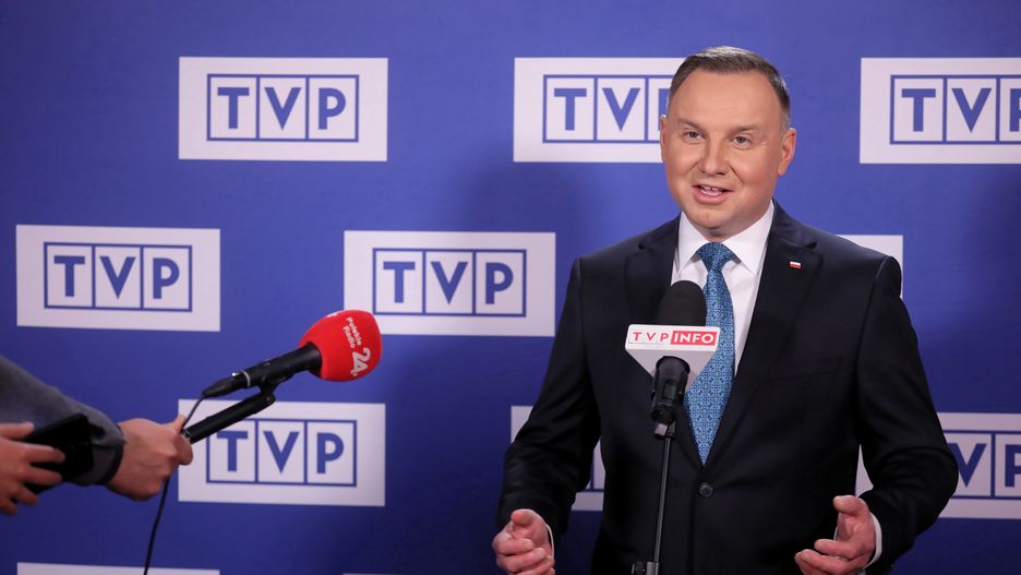 Prezydent Andrzej Duda po debacie w studio TVP.