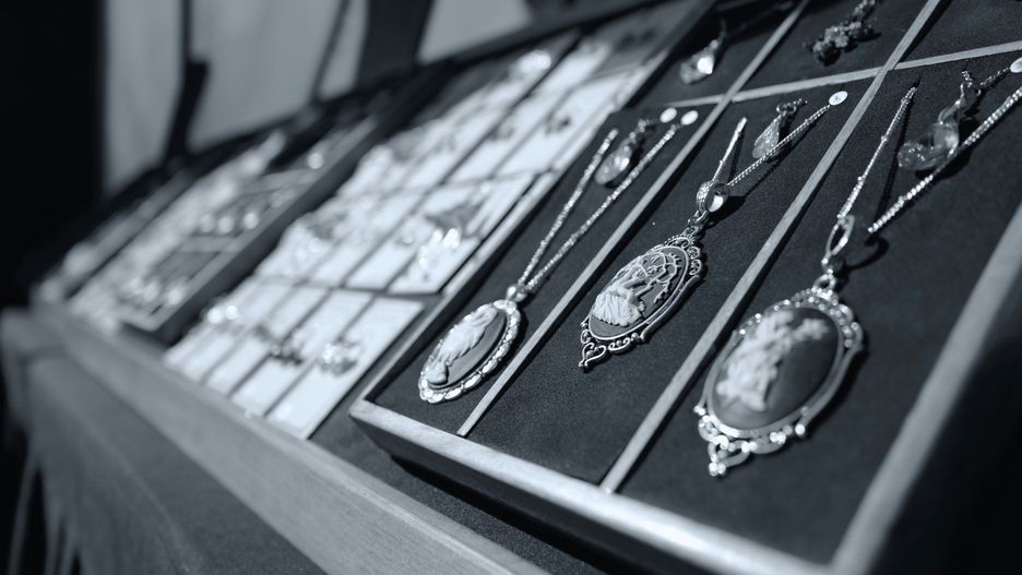 Prawie 100 proc. w tym roku - srebro przewyższa złoto pod względem dynamiki wzrostu