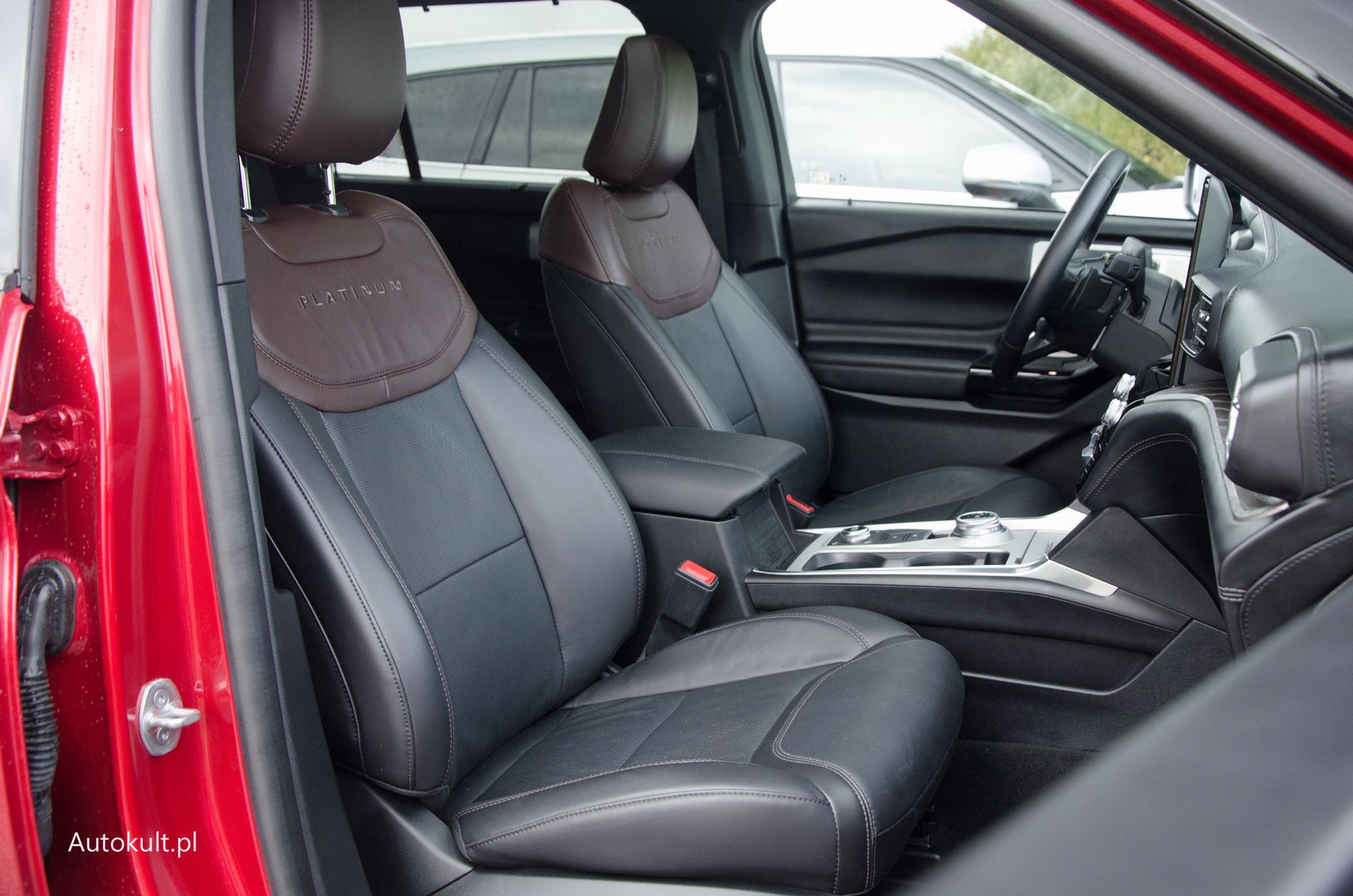 Ford Explorer vs. Toyota Highlander