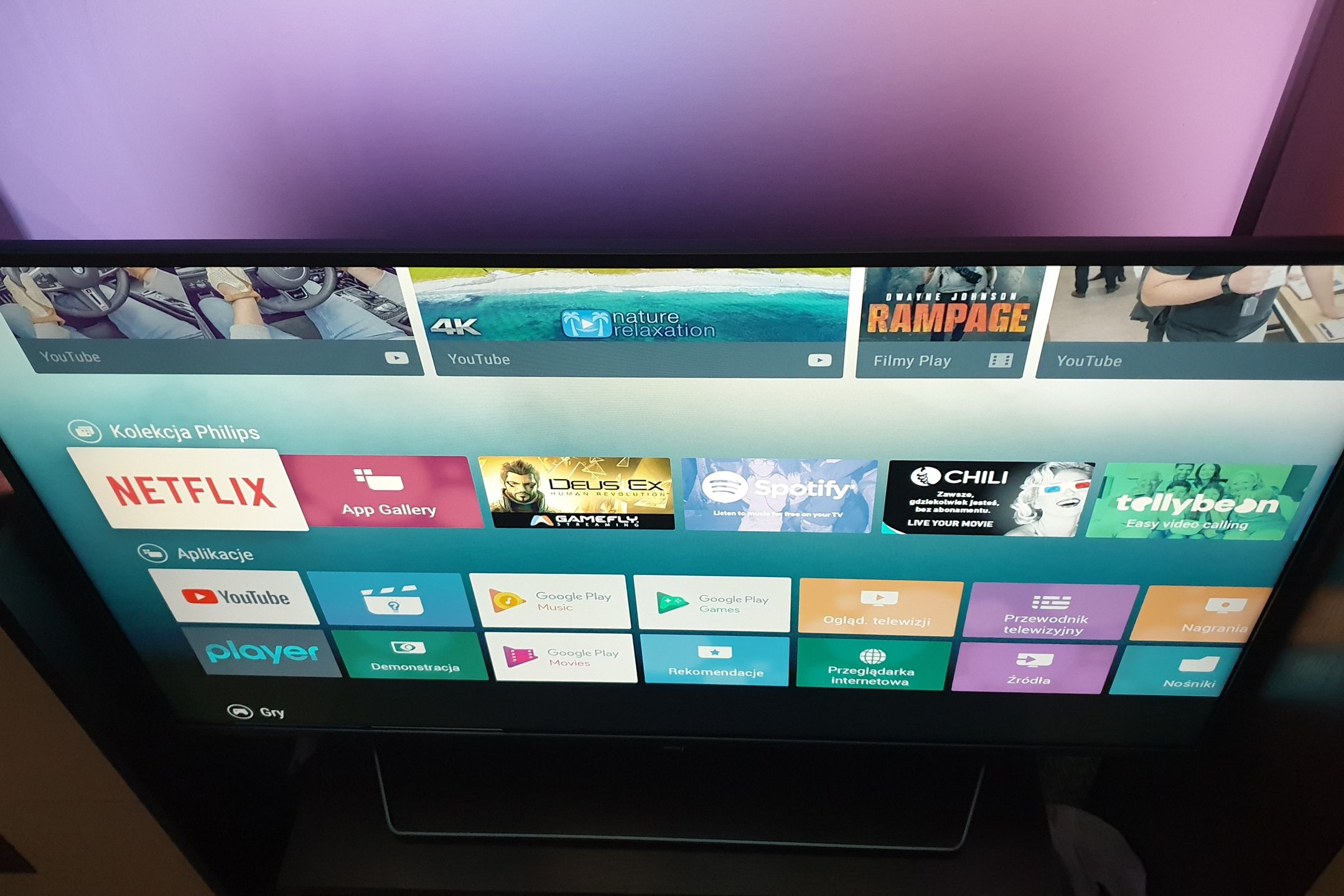Philips 55PUS7303 – test dużego telewizora z efektownym Ambilight i Android TV 11
