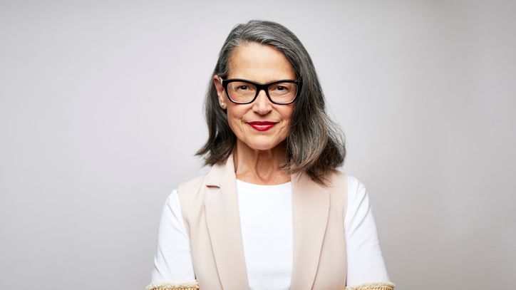 Okulary progresywne przeznaczone są do korekcji wady wzroku zwanej presbiopią.