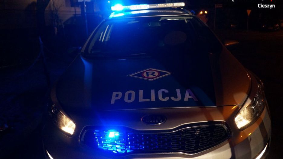 Podczas ucieczki uderzył w radiowóz.