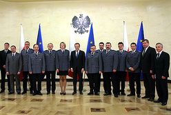 To oni odzyskali napis "Arbeit macht frei"