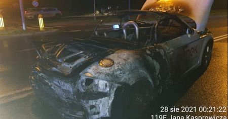 Audi z wypożyczalni przetrwało jeden dzień. Firma Panek pokazała zdjęcie