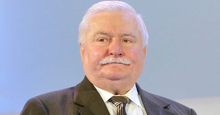"Tak się żyje na emeryturze". Wałęsa wrzucił zdjęcie. Oto co zjadł