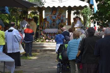 Tarnów: Odpust w Sanktuarium Matki Bożej Szkaplerznej na Burku. Przybyli pielgrzymi z całego regionu