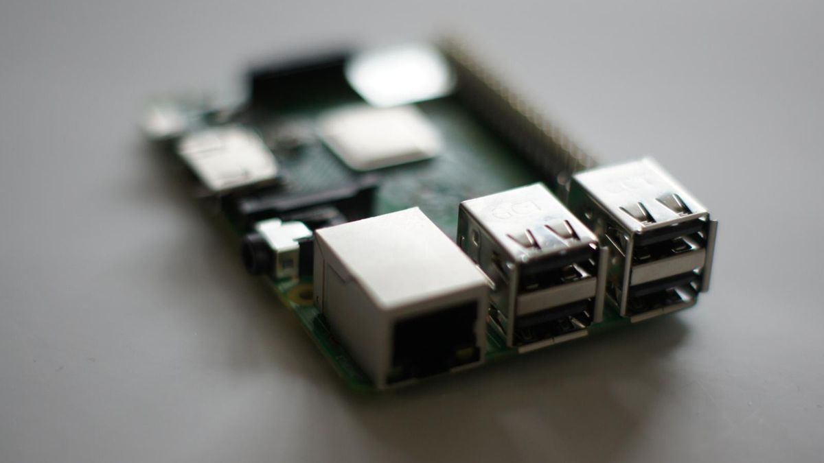 Test Raspberry Pi 3 Model B+, czyli jak odgrzać dwuletni kotlet, by był smaczny 1
