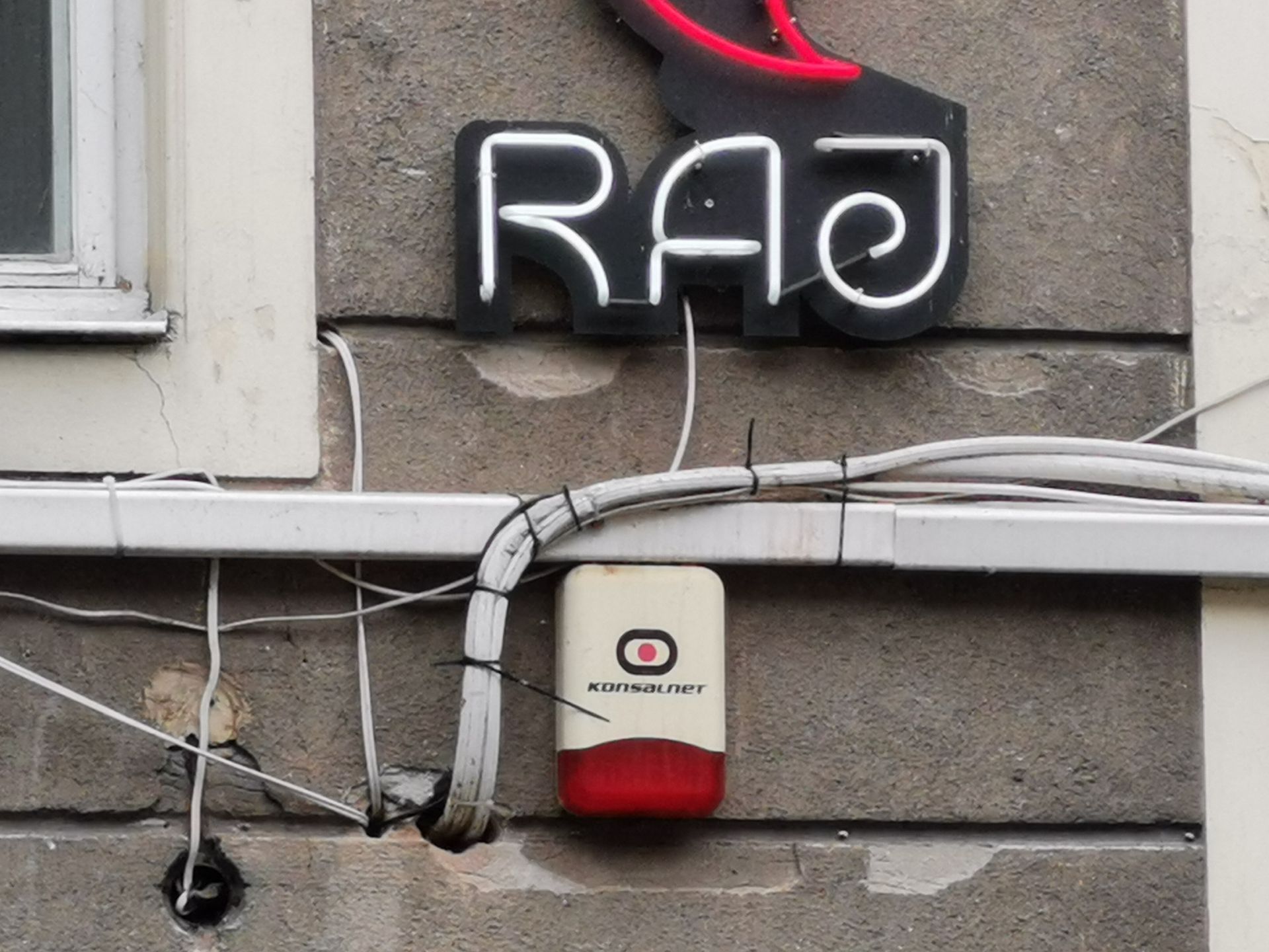 Honor 20 i 20 Pro oficjalnie. Ma poczwórny aparat z rekordowo jasną optyką 8