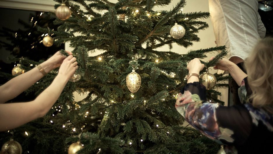 Jak szybko płonie choinka? Strażak ostrzega przed świętami: To jest bardzo groźne