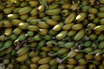 Skutek jedzenia bananów. Nie każdy zdaje sobie sprawę
