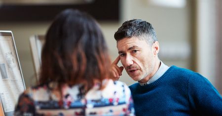5 subtelnych znaków, po których możesz poznać, że szef chce cię zwolnić