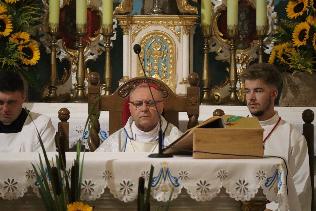 Leszno: Rozpoczął się wielki odpust w sanktuarium Matki Bożej Pocieszenia w Górce Duchownej. Dziś tradycyjnie przybędą tu pielgrzymi z Leszna