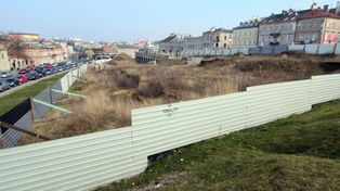 Lublin: Setki aut będą mogły zaparkować obok ratusza. Koparki wjechały na teren przyszłej inwestycji