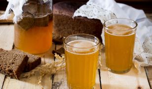 Zdrowy napój gazowany – domowy kwas chlebowy