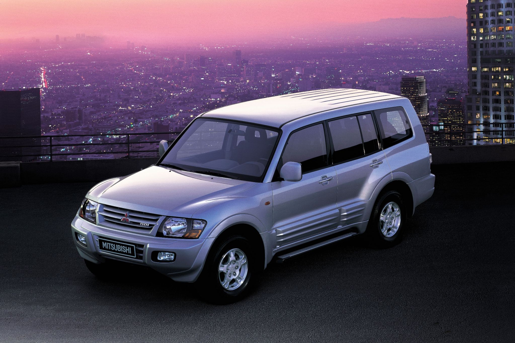 Takie Mitsubishi Pajero za 15 tys. zł? Zdecydowane nie! To, że wygrywało Dakar o niczym nie świadczy.