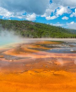 USA. Ponad 100 trzęsień ziemi w Yellowstone w ostatnim miesiącu. Wulkan może wybuchnąć?