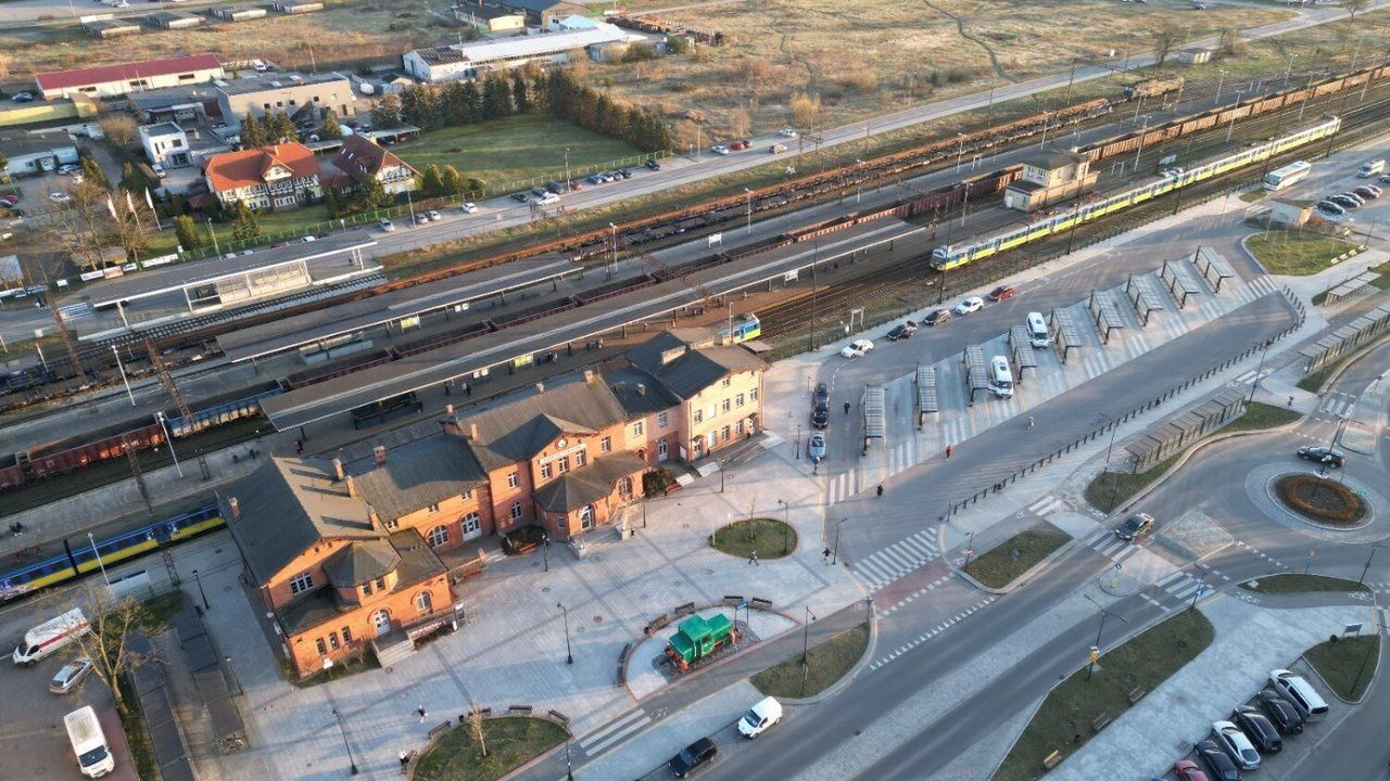 Trzy miesiące bez pociągów na trasie Lębork-Słupsk. Podróżnych czeka przesiadka do autobusowej komunikacji zastępczej