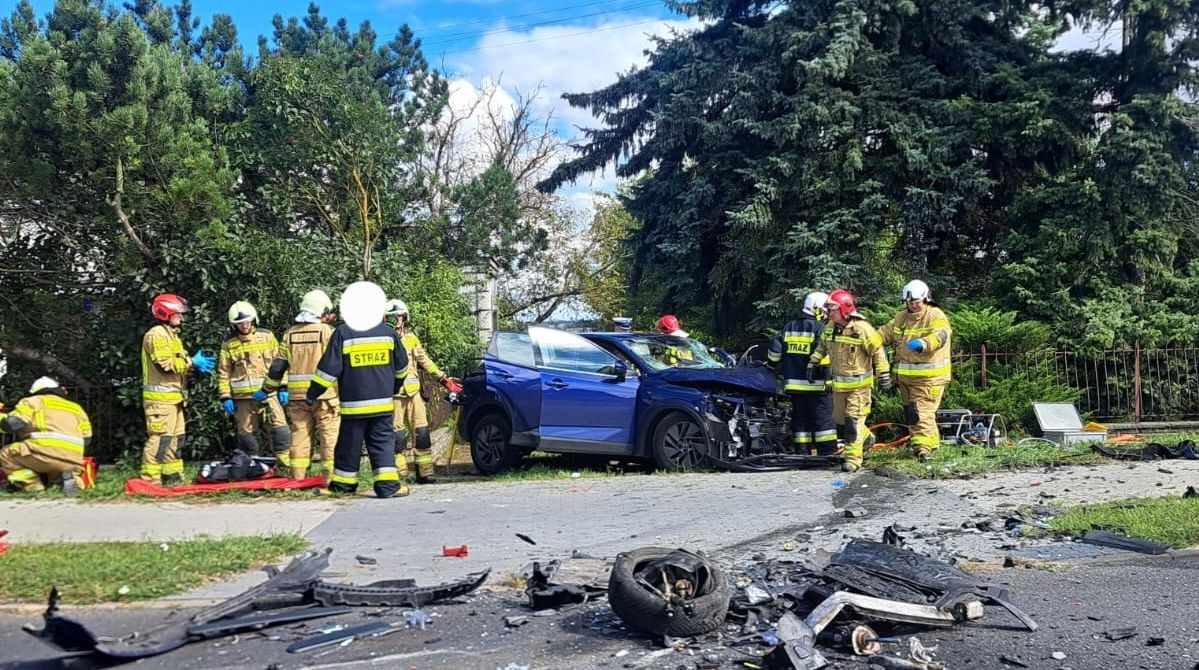 Borzykowo: Groźny wypadek na DW 442, ratownicy WOPR ruszyli z pomocą