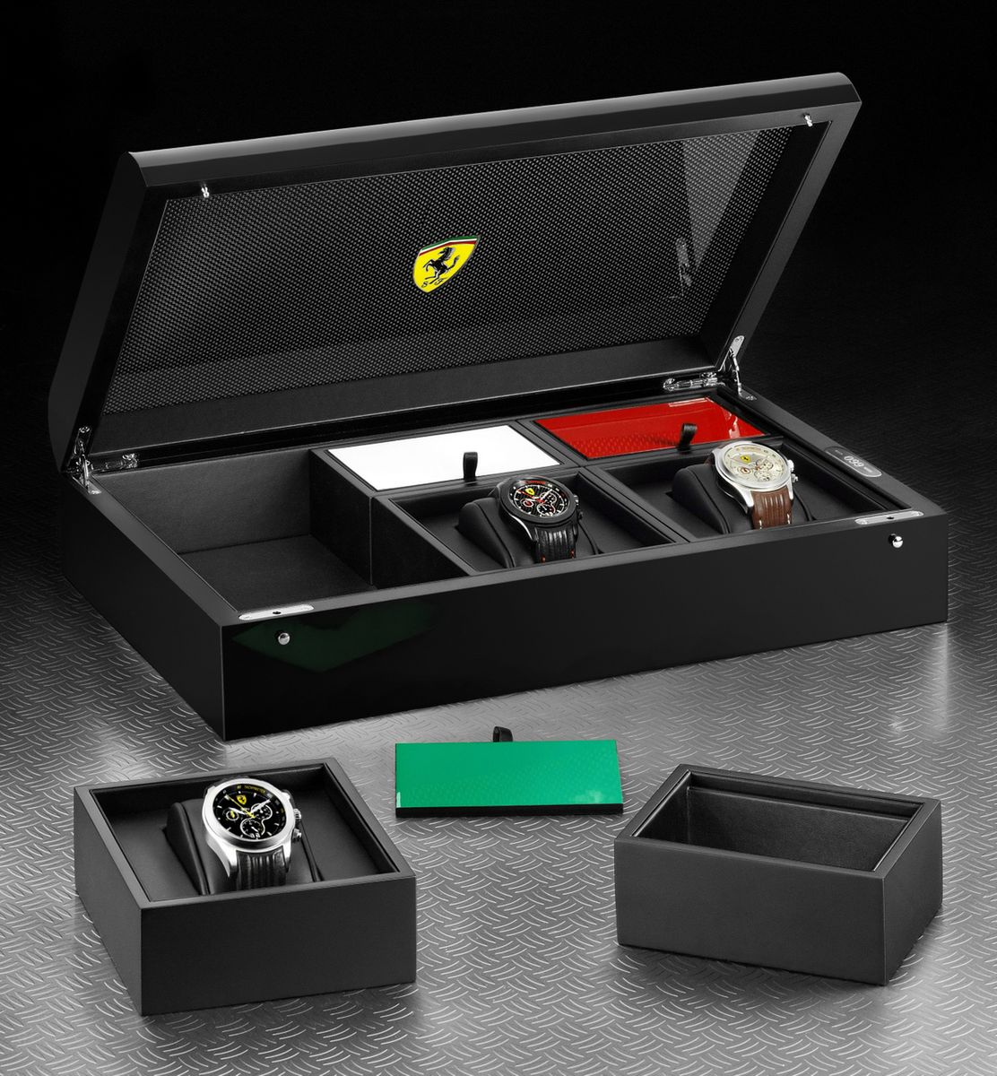 Źródło: http://store.ferrari.com