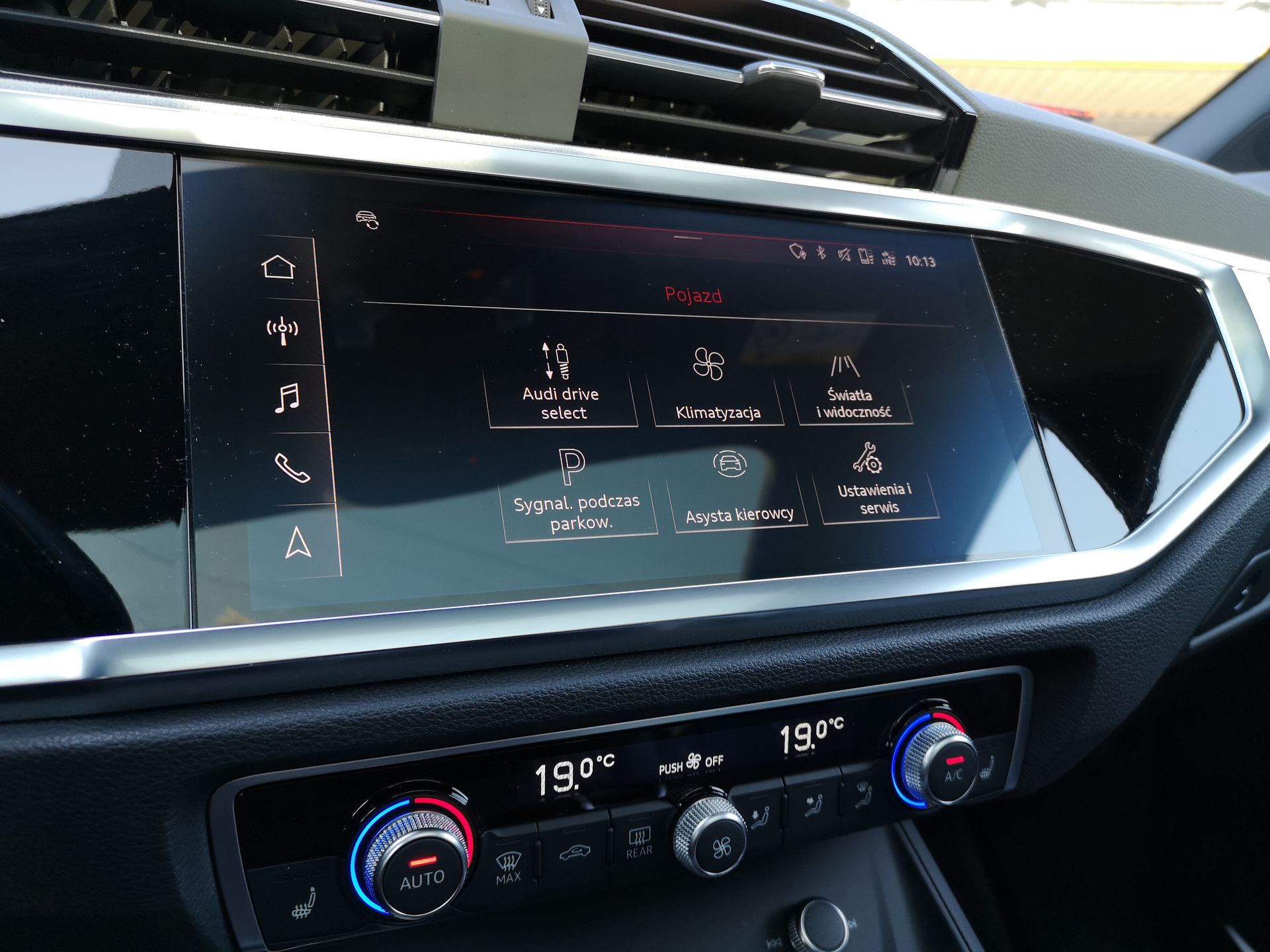 Audi Q3 Sportback: kamery 360 stopni, system Audi Pre sense basic & 360° i audio Bang & Olufsen 7