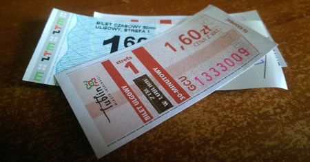 Do końca kwietnia wymienisz stary bilet komunikacji miejskiej na nowy [PUNKTY WYMIANY]