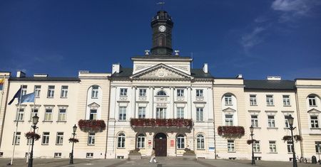 Szkoła Podstawowa nr 6 w Płocku po renowacji. Zakończono prace w zabytkowym gmachu