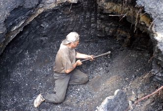 "To plama na honorze polskiego górnictwa". Biedaszyby to akt desperacji