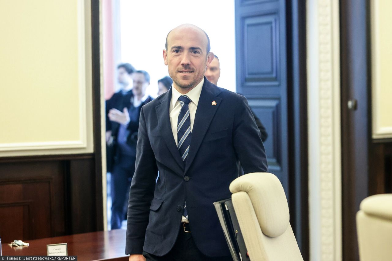 "Daniel Obajtek musi wrócić na ławę oskarżonych". Borys Budka zabrał głos