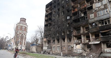 Rosjanie trzymają Ukraińców w obozach filtracyjnych. "Ponad 20 tys. osób"