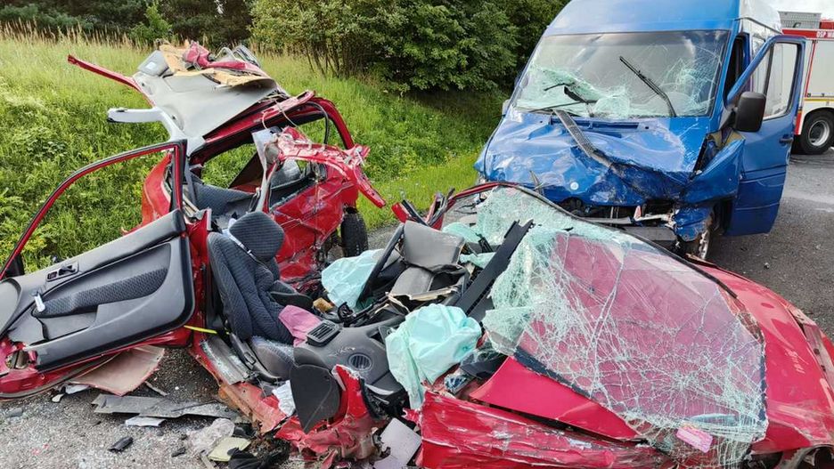 Koszmarny wypadek. Nie żyje kierująca hondą