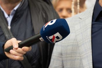 Republika zebrała miliony z darowizn. Rok i tak zakończyła stratą