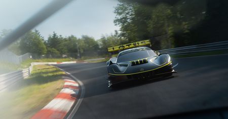 Lotus Evija X pobił rekord Nordschleife. Znalazł lukę, by zabrać tytuł Mercedesowi