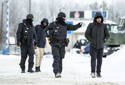 "Drut kolczasty NATO". Szturm migrantów, pośpiesznie stawiają barykady