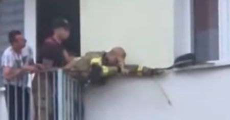 Nagrała akcję strażaków. "Nigdy nie zawodzą"